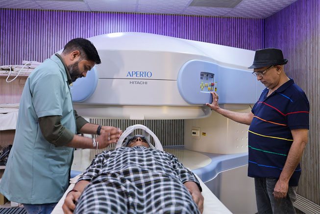 Radiologist Dr. Alok Chaudhary